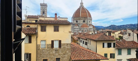 6 rooms Apartment in Florence, Italy No. 279529 17