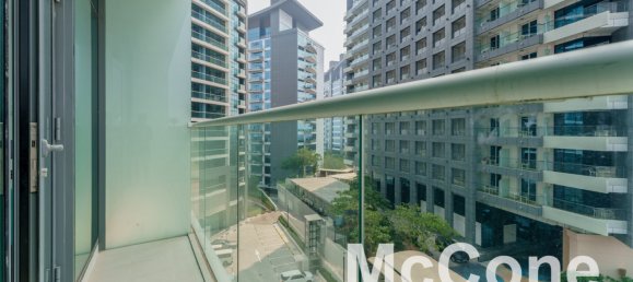 Studio in Palm Jumeirah, UAE No. 31502 23