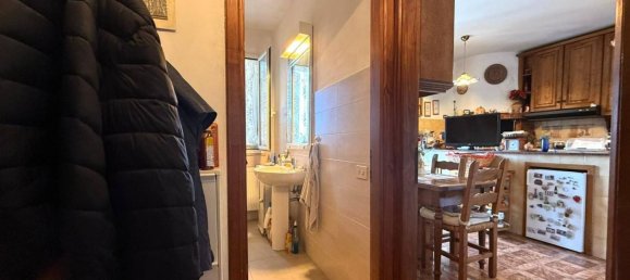 Villa de 4 dormitorios en Palombara Sabina, Italy No. 363746 21