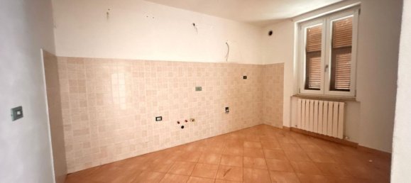 4 bedrooms House in Spineto Scrivia, Italy No. 318630 5