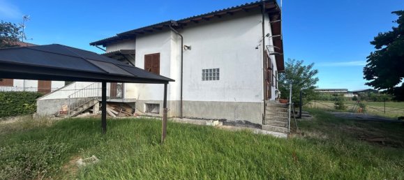 4 bedrooms House in Spineto Scrivia, Italy No. 318630 16