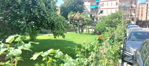 4 chambres Appartement à Savona, Italy No. 380180 2