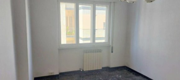 4 chambres Appartement à Savona, Italy No. 380180 8