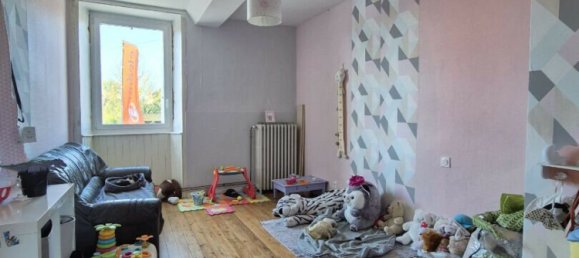 6 bedrooms House in Mayenne, France No. 357946 11