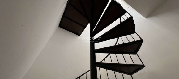 2 bedrooms Penthouse in Marsaskala, Malta No. 8979 14