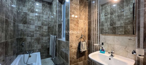 2 bedrooms Penthouse in Marsaskala, Malta No. 8979 19