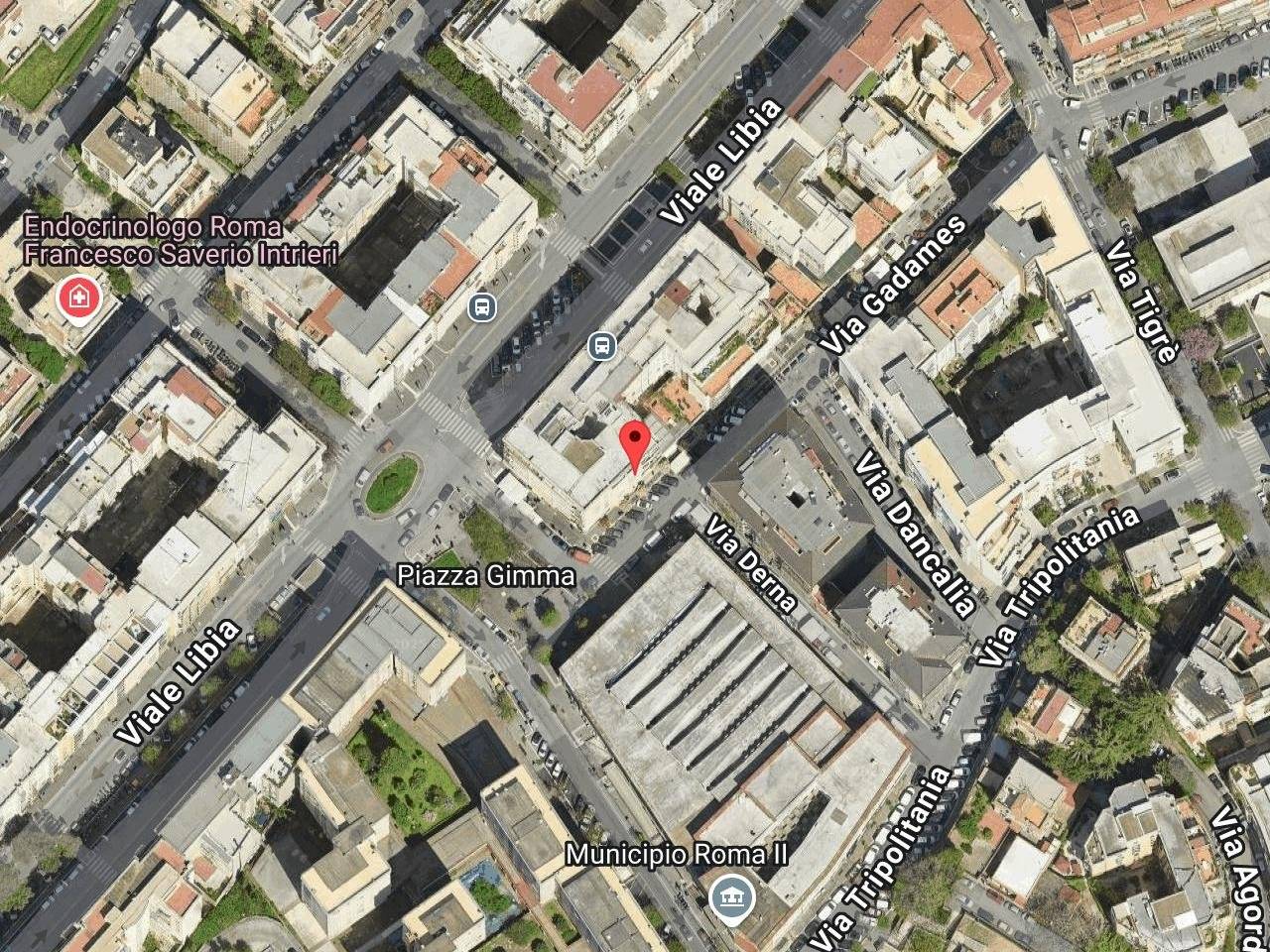 60m² Commercial property in Rome, Italy No. 97679