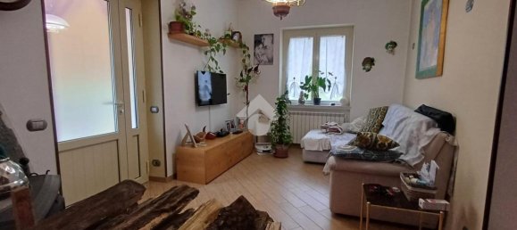 Дом с 7 комнатами в Саличето, Италия № 14617 4