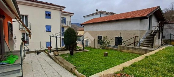 Дом с 7 комнатами в Саличето, Италия № 14617 3