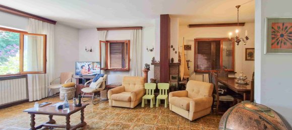 4 Schlafzimmer Villa in Pietrasanta, Italy, Nr. 165805 8