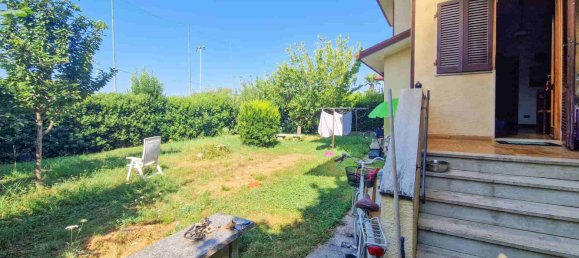 4 Schlafzimmer Villa in Pietrasanta, Italy, Nr. 165805 2