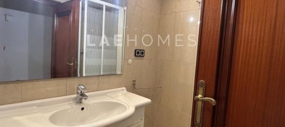 4 Schlafzimmer Wohnung in Alicante, Spain, Nr. 188216 8