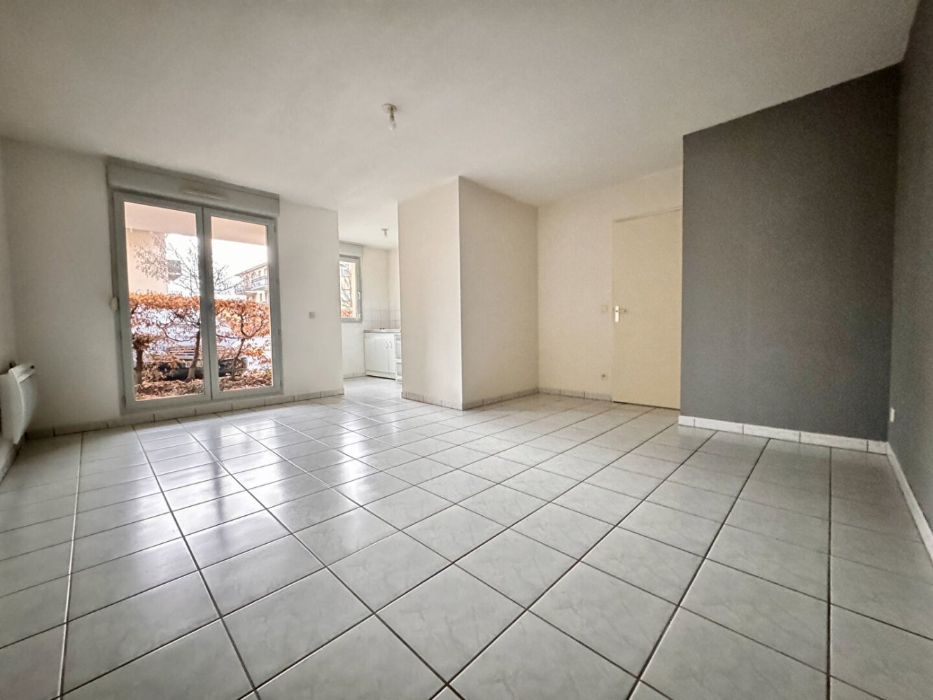 1 غرف نوم شقة في Reims, France رقم 38938