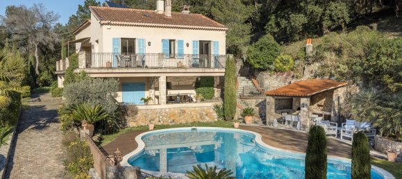 4 bedrooms Villa in Mougins, France No. 796 2