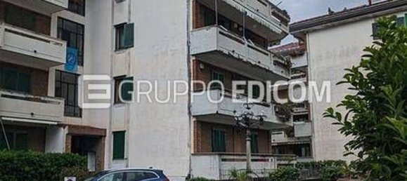 5 rooms Apartment in Pagani, Italy No. 225285 12