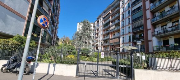 3 rooms Apartment in Rome, Italy No. 227603 34