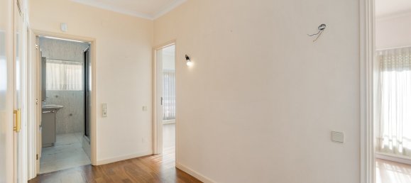 4 bedrooms Apartment in Porto, Portugal No. 117617 27