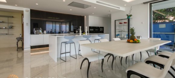 4 bedrooms Apartment in Estepona, Spain No. 5389 4