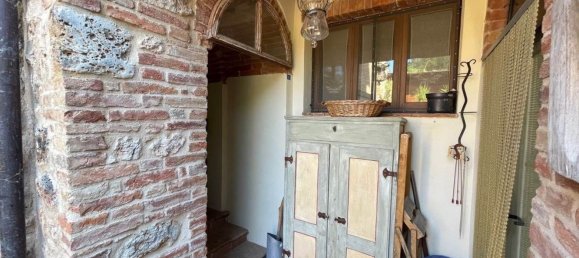 4 rooms Apartment in Siena, Italy No. 120242 3