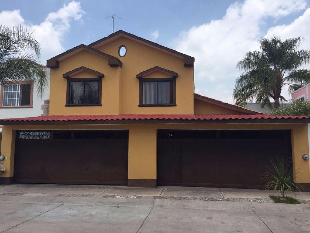 3 bedrooms House in Guanajuato, Mexico No. 171786