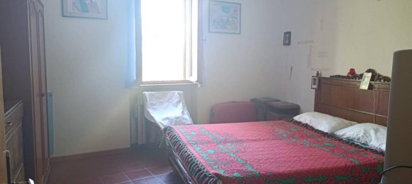 Дом с 5 комнатами в Сан Северино Марке, Италия № 19998 6