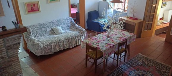 Дом с 5 комнатами в Сан Северино Марке, Италия № 19998 3