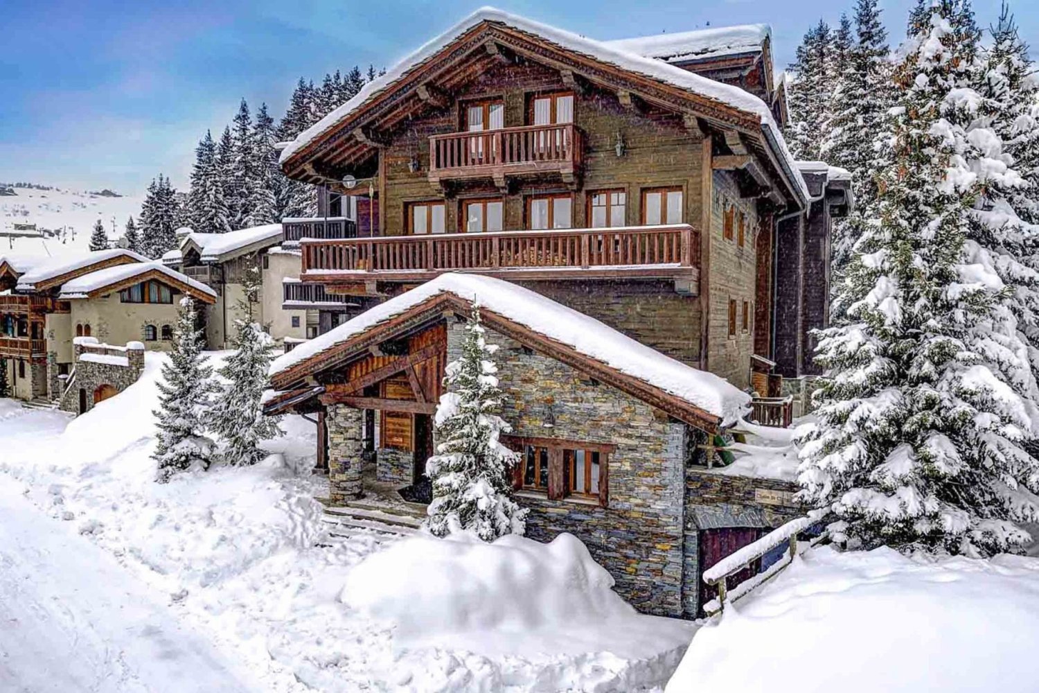 5 bedrooms House in Courchevel, France No. 279724
