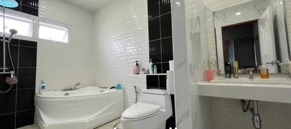 4 bedrooms Cafe / restaurant in Bang Lamung, Thailand No. 15345 6