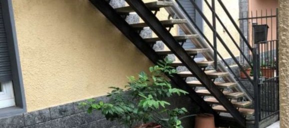 Apartamento de 3 habitaciónes en Busto Arsizio, Italy No. 1674 7