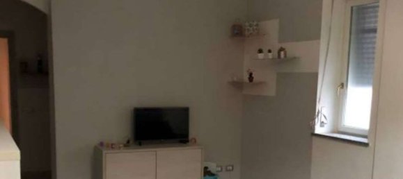 Apartamento de 3 habitaciónes en Busto Arsizio, Italy No. 1674 2