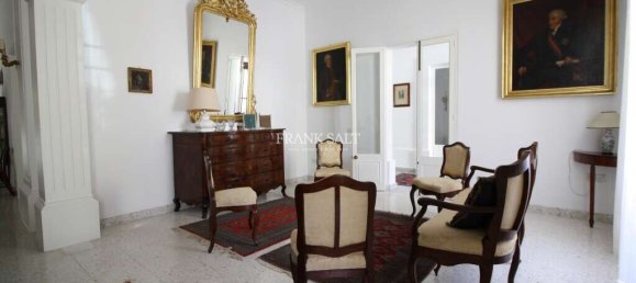 4 Schlafzimmer Stadthaus in Saint Julian's, Malta, Nr. 9107 17