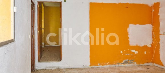 Apartamento de 3 dormitorios en Jaén, Spain No. 165419 11