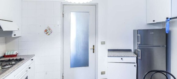 5-salle Appartement à Reggio Emilia, Italy No. 97866 6