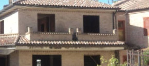 Casa de 4 habitaciónes en Montegranaro, Italy No. 306646 6