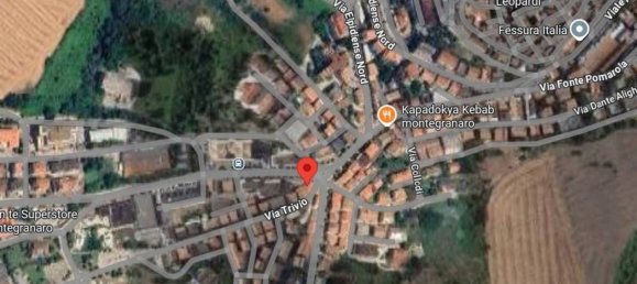 Casa de 4 habitaciónes en Montegranaro, Italy No. 306646 2