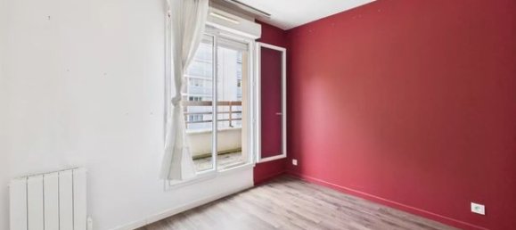 3 Schlafzimmer Wohnung in Villeneuve-la-Garenne, France, Nr. 282963 7