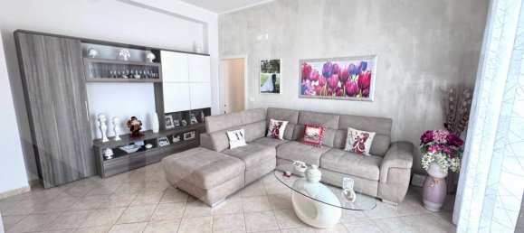 Apartamento de 2 divisões em Noicattaro, Italy N.º 19059 3