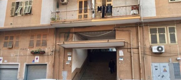 5غرفة شقة في Taranto, Italy رقم 252710 5