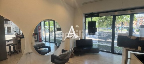 1-salle Propriété commerciale à San Giovanni Lupatoto, Italy No. 272995 2