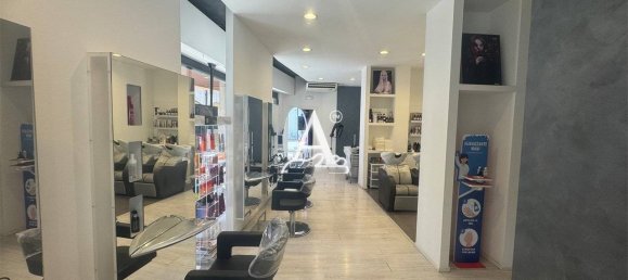 1-salle Propriété commerciale à San Giovanni Lupatoto, Italy No. 272995 5