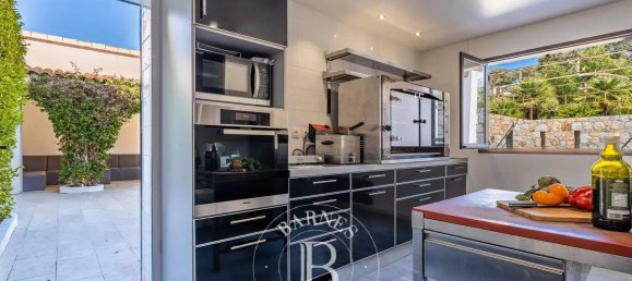 Villa de 6 dormitorios en Lumio, France No. 68239 11