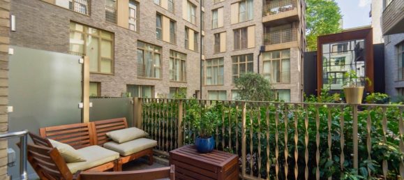 2 bedrooms Apartment in London, United Kingdom No. 12413 26