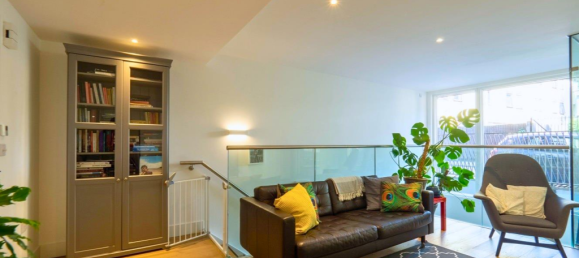 2 bedrooms Apartment in London, United Kingdom No. 12413 16