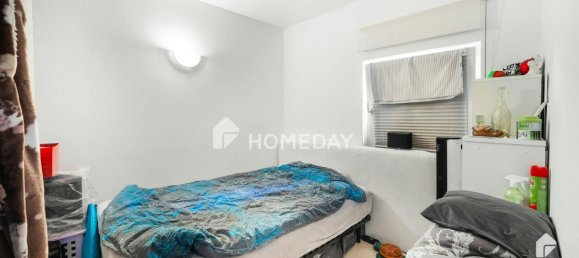 Edifício de 15 divisões em Dresden, Germany N.º 52178 59