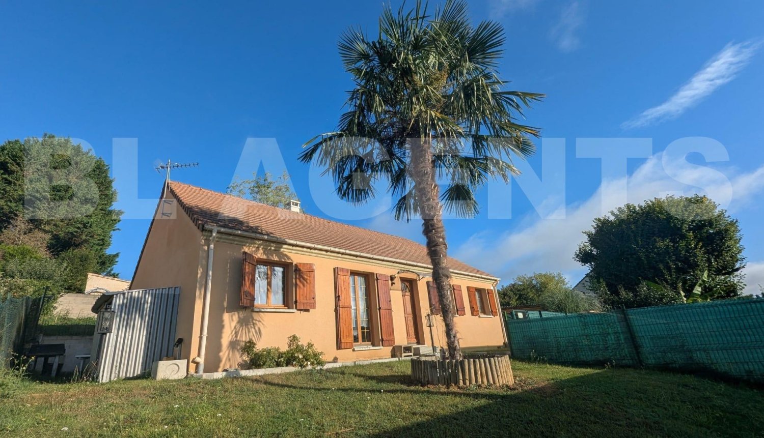 3 bedrooms House in Sammeron, France No. 325355