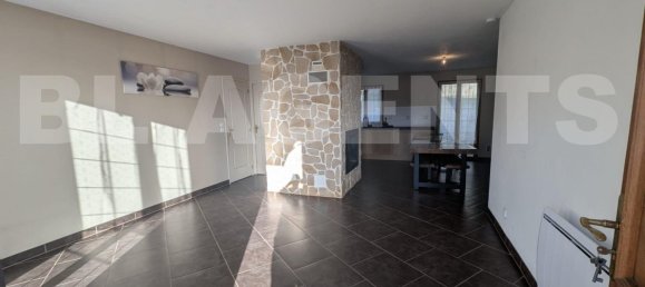 3 bedrooms House in Sammeron, France No. 325355 6