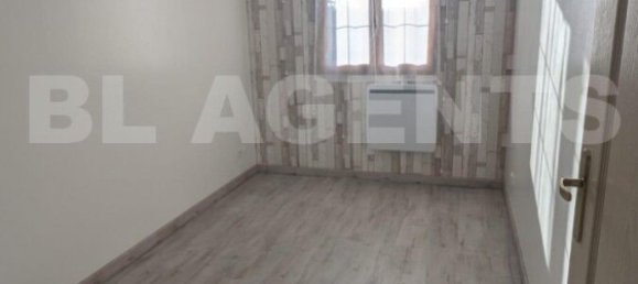 3 bedrooms House in Sammeron, France No. 325355 9