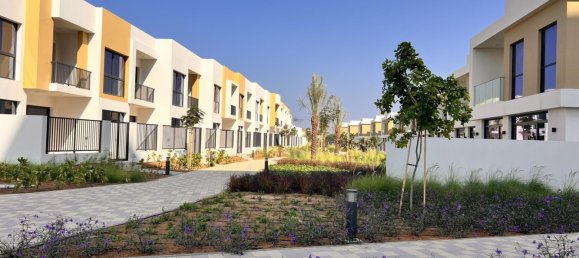 3 chambres Maison de ville à Mina Al Arab, UAE No. 107257 2