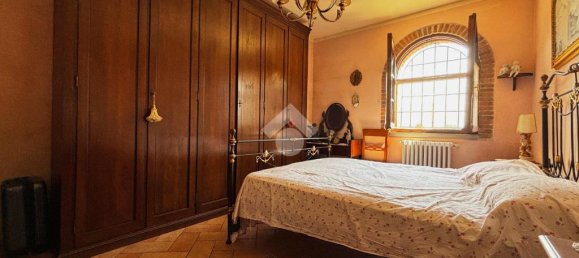 3 bedrooms House in Pistoia, Italy No. 361629 28