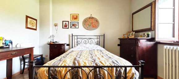 3 bedrooms House in Pistoia, Italy No. 361629 32